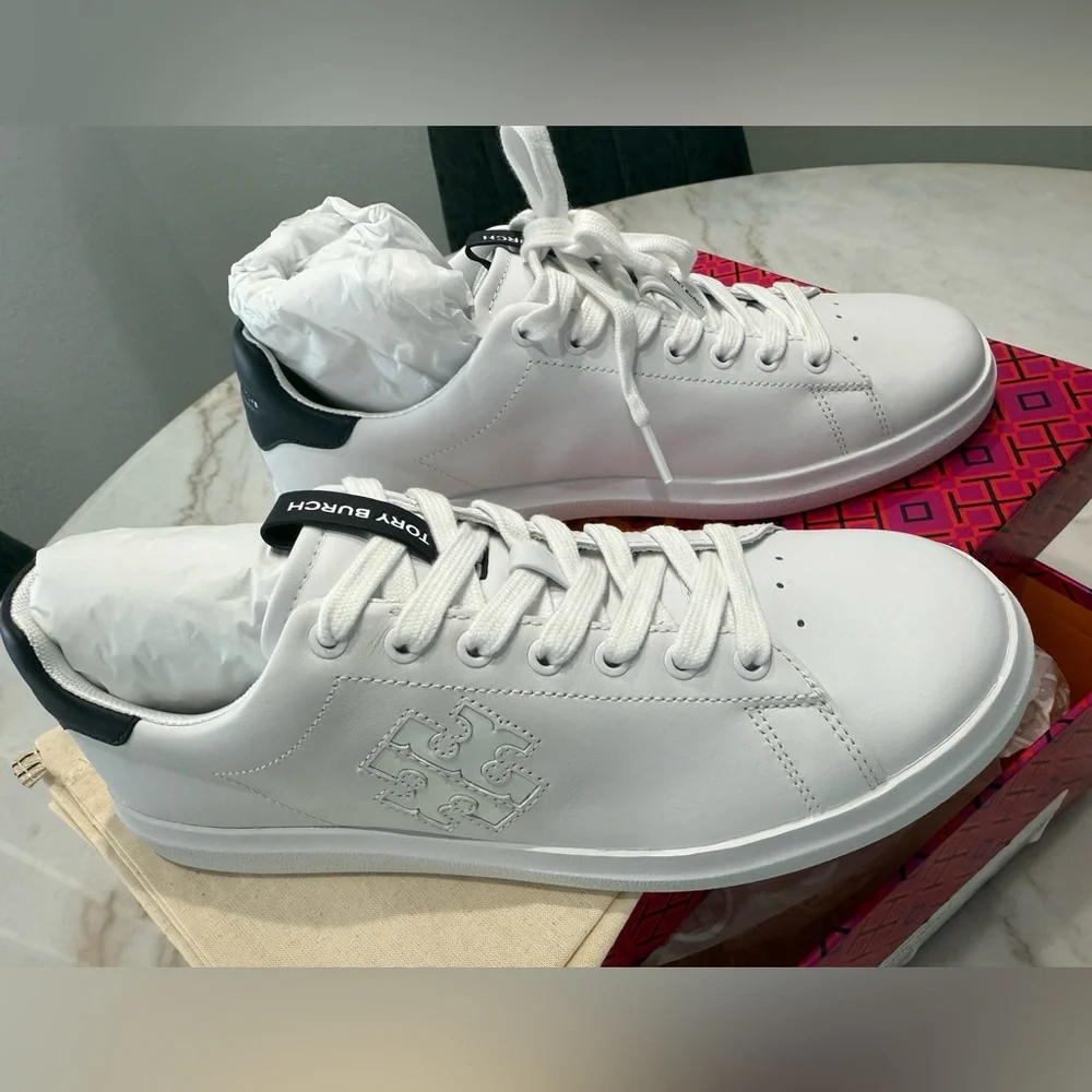 NWT .. Tory Burch Women's Double T Howell Court Sneakers